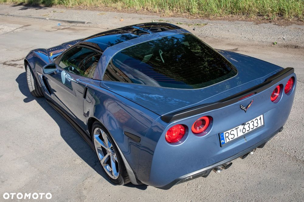 Chevrolet Corvette - 20