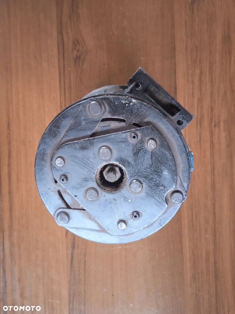 Sprężarka klimatyzacji	Opel Sintra Omega Vectra B		j639 6560298 - 2