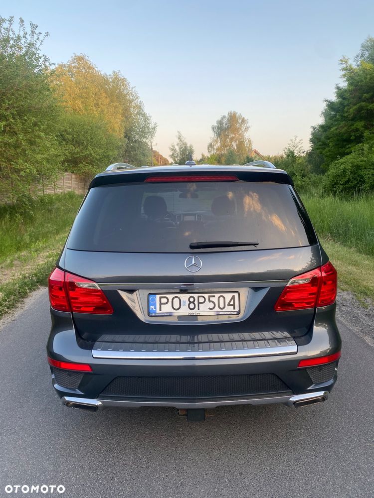 Mercedes-Benz GL - 10