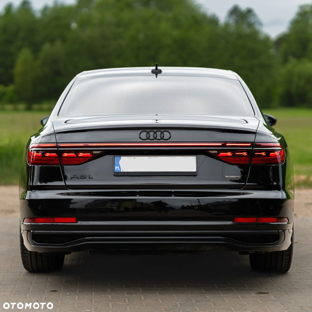Audi A8 - 11