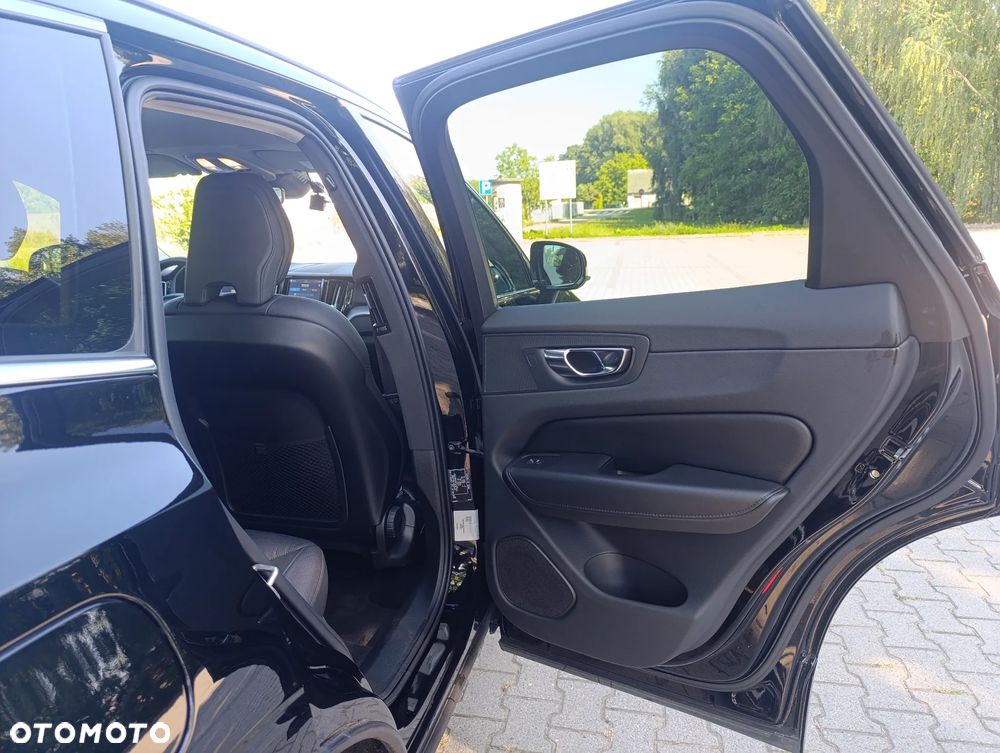 Volvo XC 60 B4 D AWD Geartronic Inscription - 22