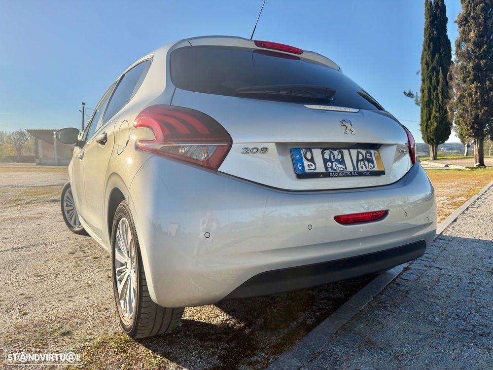 Peugeot 208 1.2 PureTech Style - 5