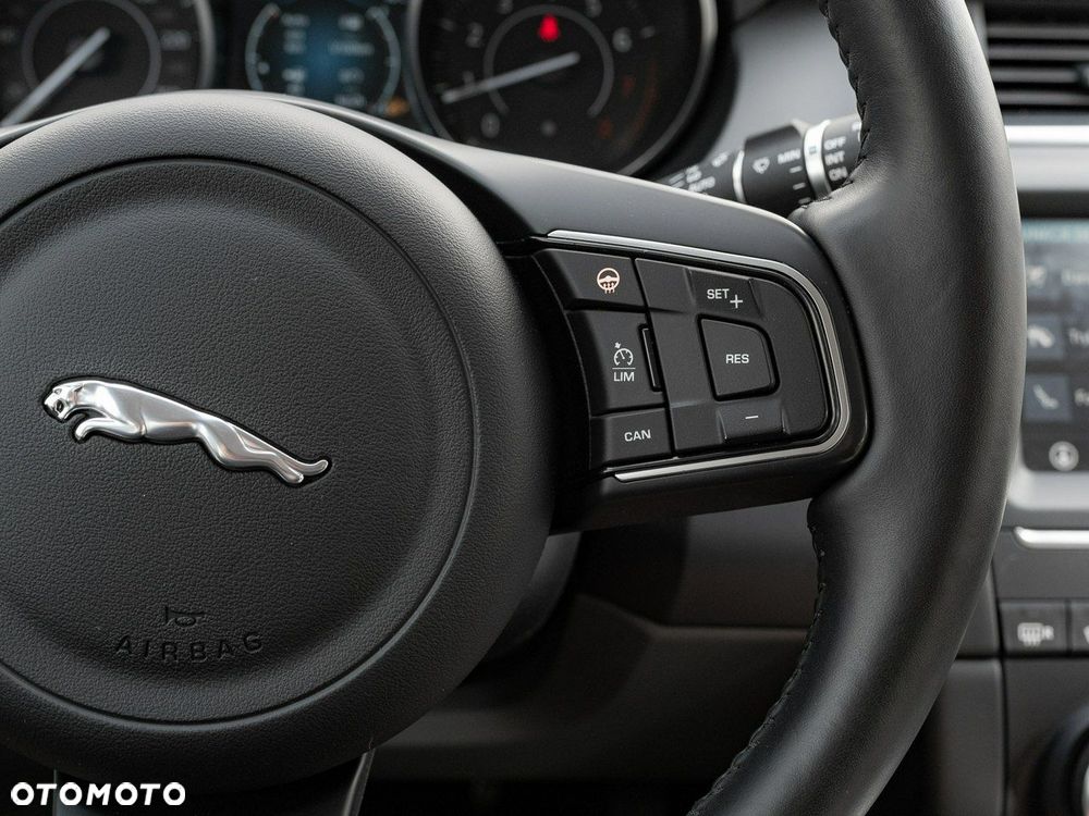 Jaguar E-Pace 2.0 i4P AWD S - 17