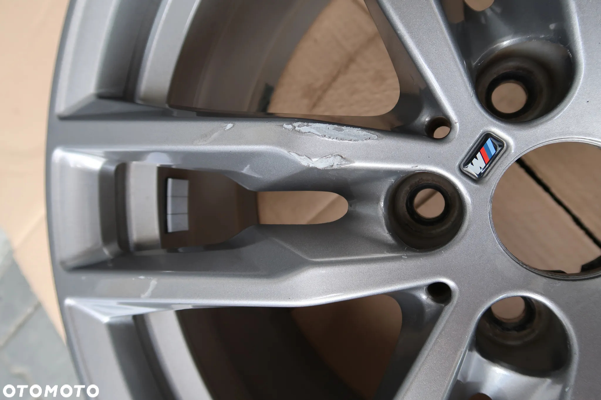 C40 FELGA BMW X3 X4 8746987 7,5X19ET32 - 4