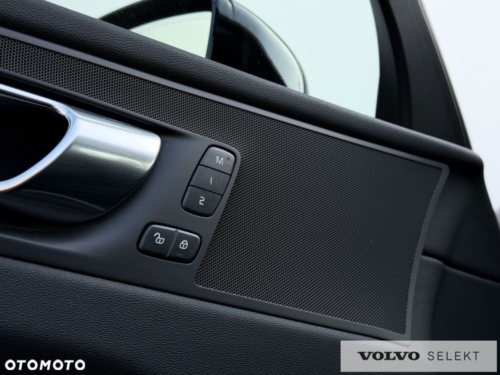 Volvo XC 60 - 18