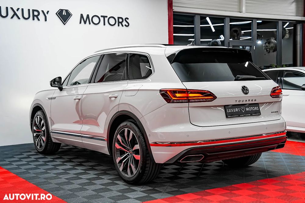 Volkswagen Touareg 3.0 V6 e-Hybrid 4Motion Aut. Elegance - 7