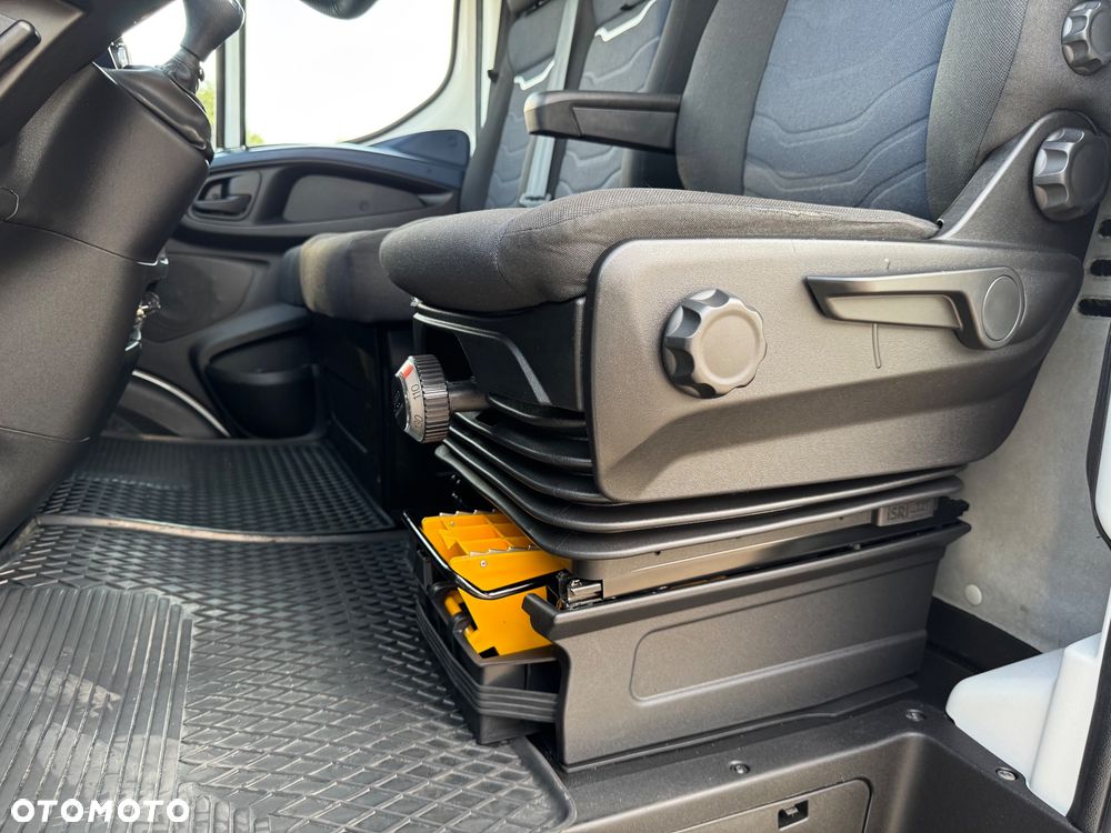 Iveco Daily‼️72C18‼️2021r 3.0 HI-MATIC Chłodnia/Mroźnia zakres -32C THERMO KING V-500 MAX Źródło Zasilania 400V Grube Ściany/Podłoga Przegroda komorowa‼️ Full LED na bliźniaku Salon Polska DMC7200kg - 34