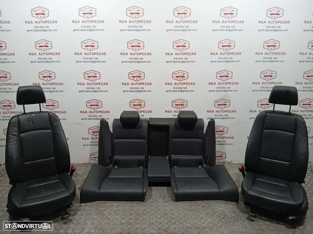 Conjunto de Bancos BMW Série 3 E92 em Pele Original - 1