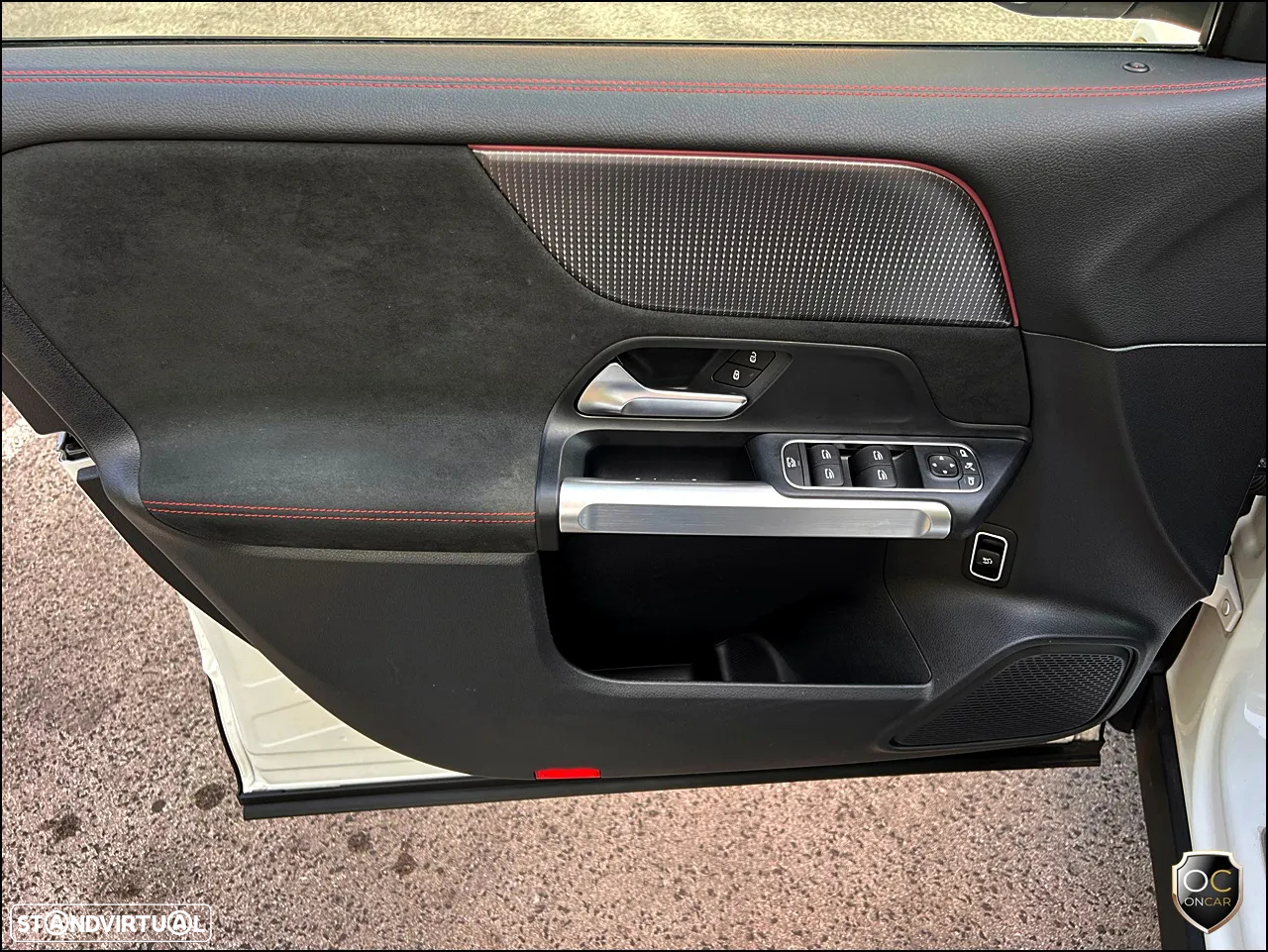 Mercedes-Benz EQB 300 4Matic AMG Line - 29