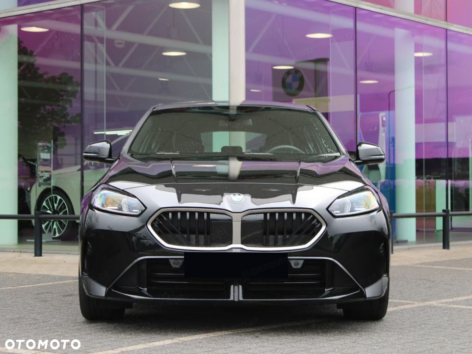 BMW Seria 1 120 mHEV - 6
