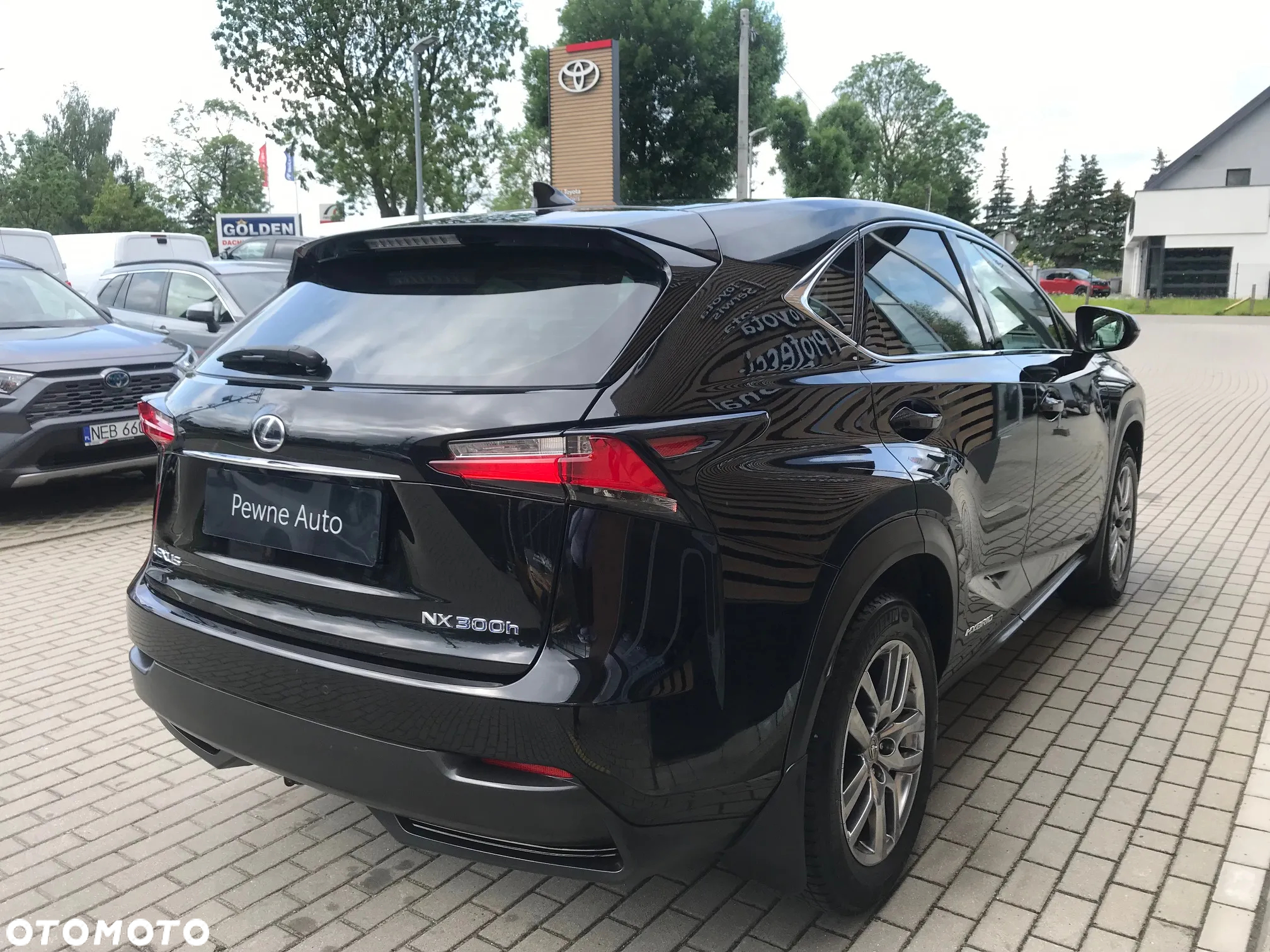 Lexus NX 300h Elegance AWD - 12