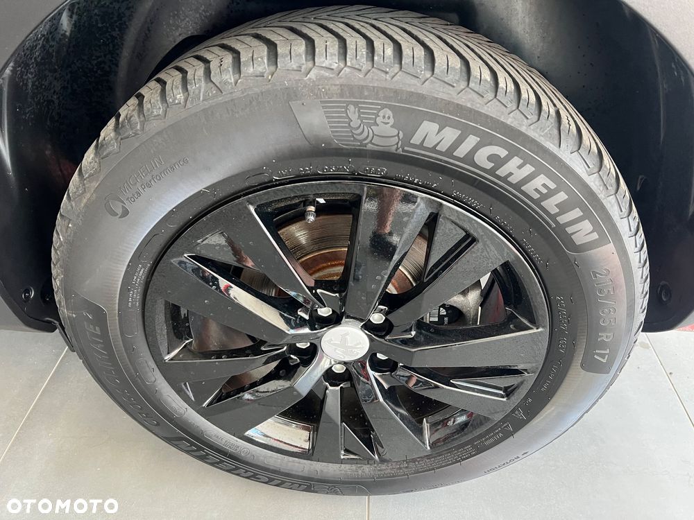 Peugeot 3008 1.5 BlueHDi Active Pack S&S EAT8 - 6