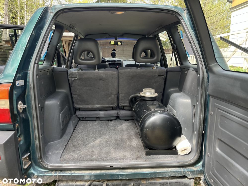 Toyota RAV4 - 2