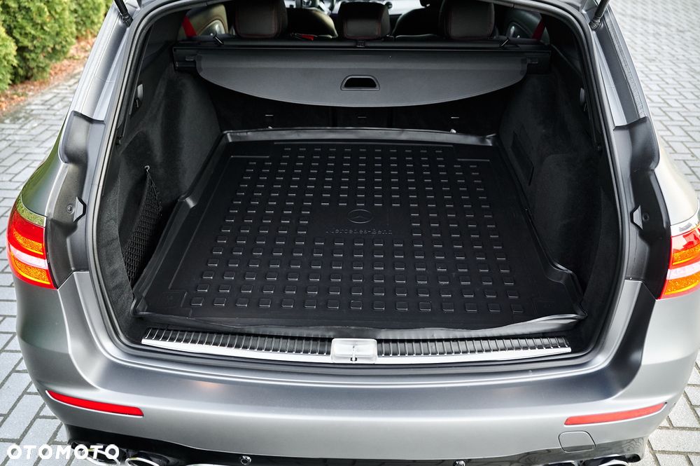 Mercedes-Benz Klasa E 53 AMG 4-Matic+ - 18