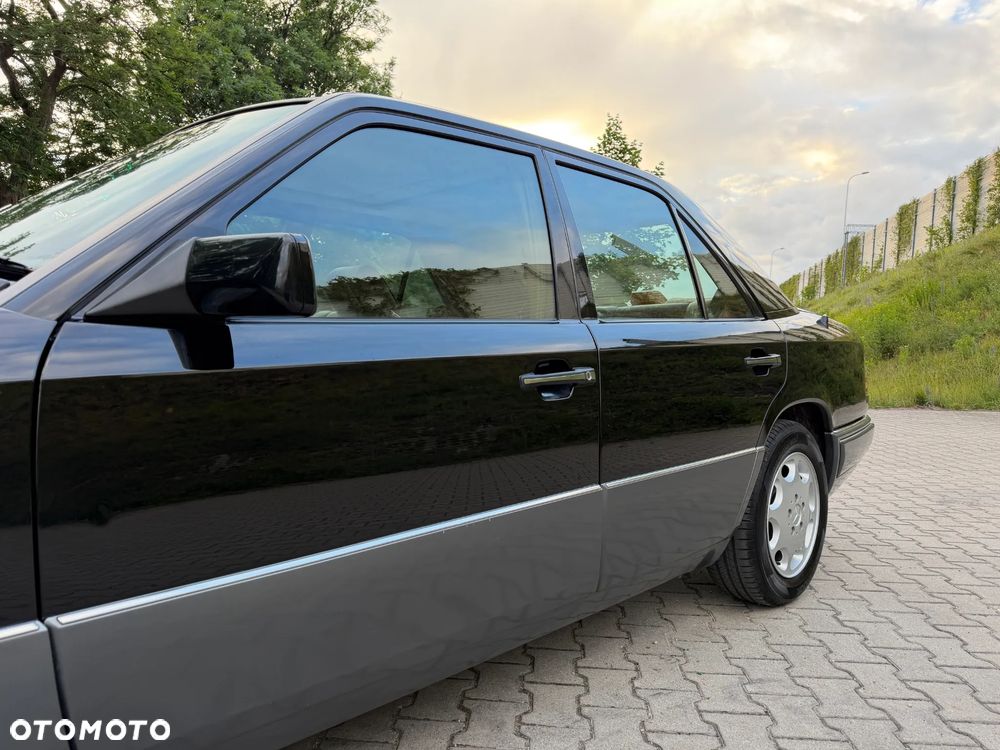 Mercedes-Benz Klasa E - 4
