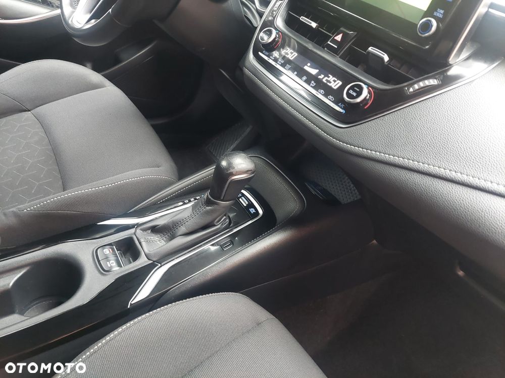 Toyota Corolla 1.8 Hybrid Executive - 10