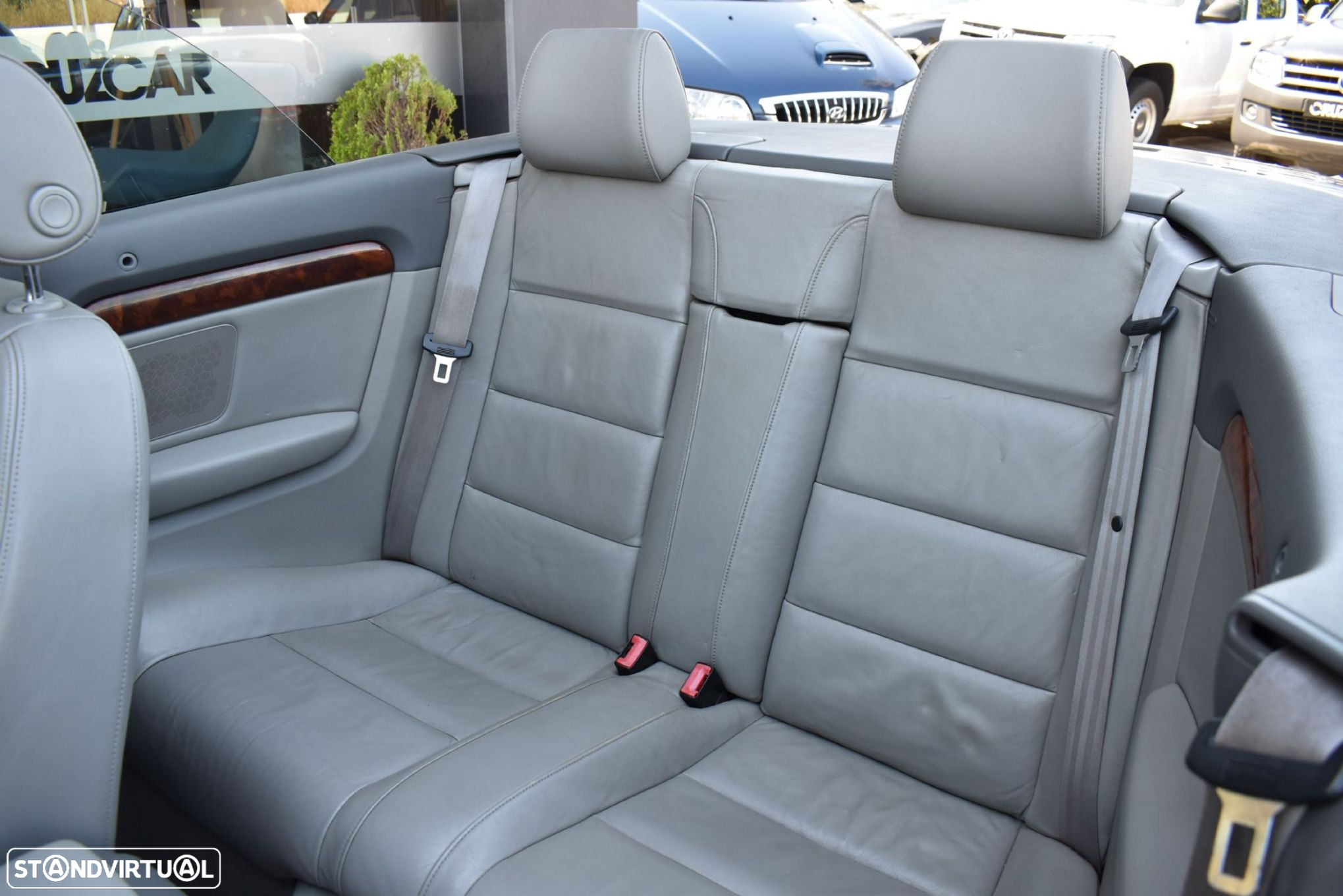 Audi A4 Cabrio 2.0 TDi Sport - 23