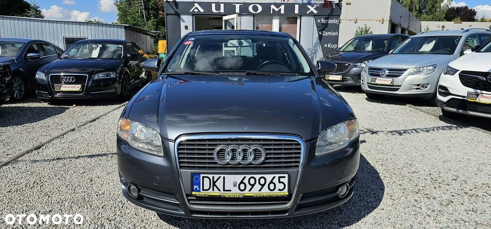 Audi A4 Limousine - 11