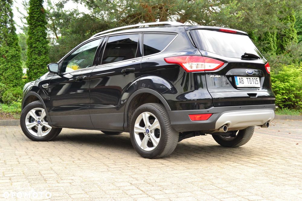 Ford Kuga - 4