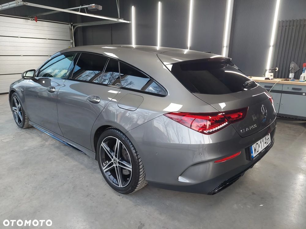 Mercedes-Benz CLA 250 4-Matic AMG Line 7G-DCT - 4