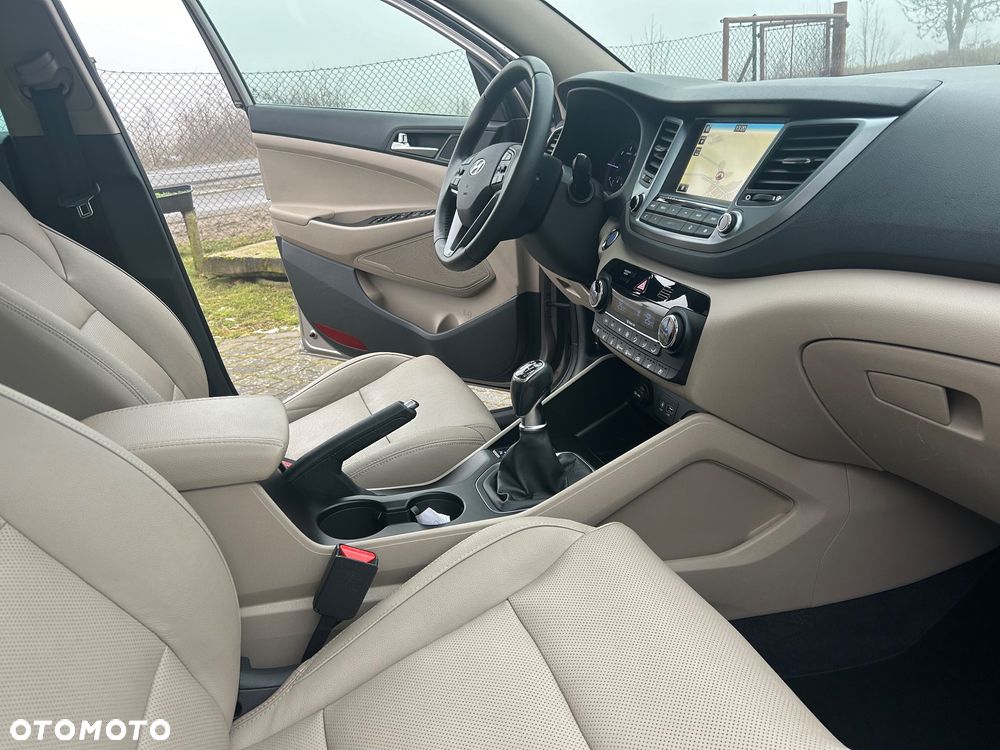 Hyundai Tucson 2.0 CRDi 4WD Passion - 20