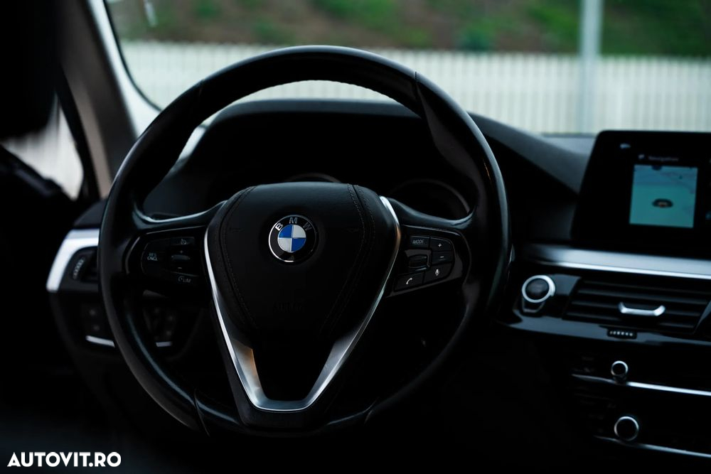 BMW Seria 5 520d Aut. - 6