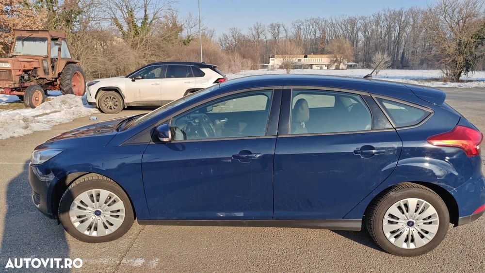 Ford Focus - 4