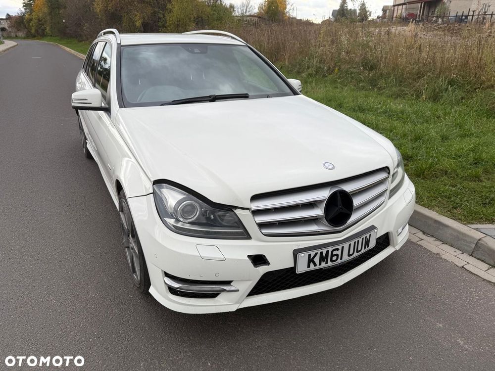 Mercedes-Benz Klasa C 350 T CDI DPF (BlueEFFICIENCY) 7G-TRONIC Avantgarde - 4