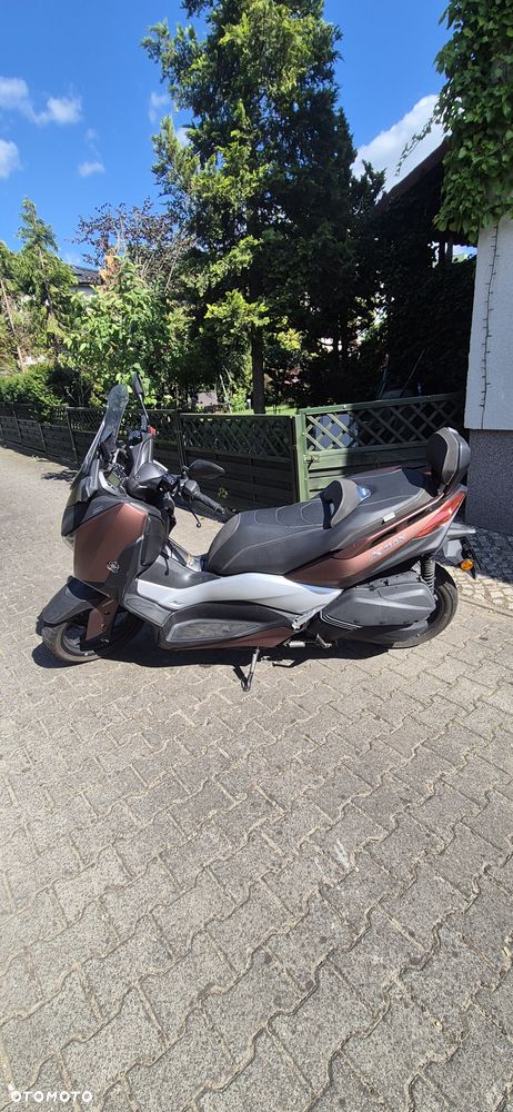 Yamaha X-max - 9