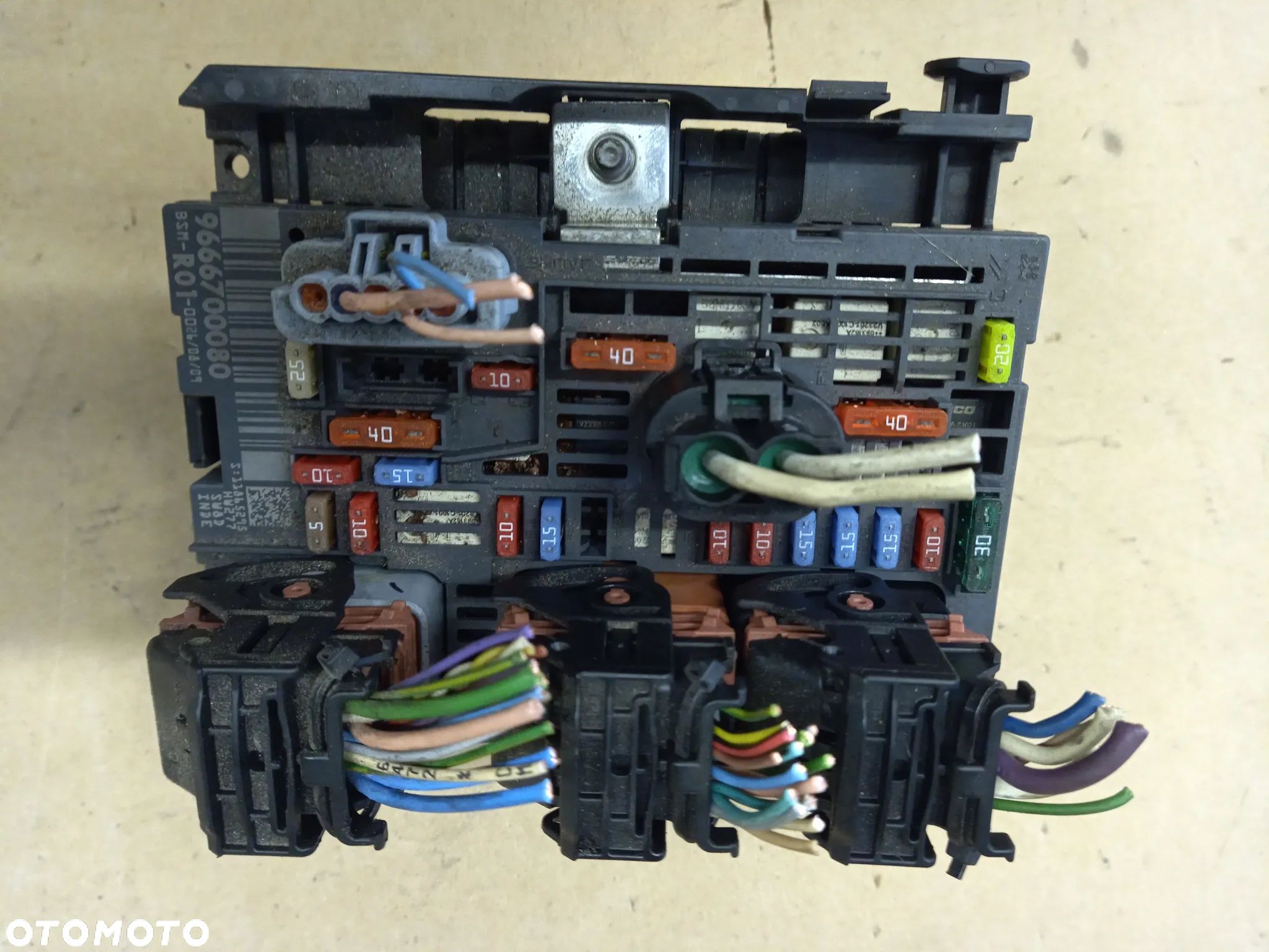 Citroen C4 Picasso I 1.6 modul sterownik BSM R01 9667044880   R02 9667044980 - 1