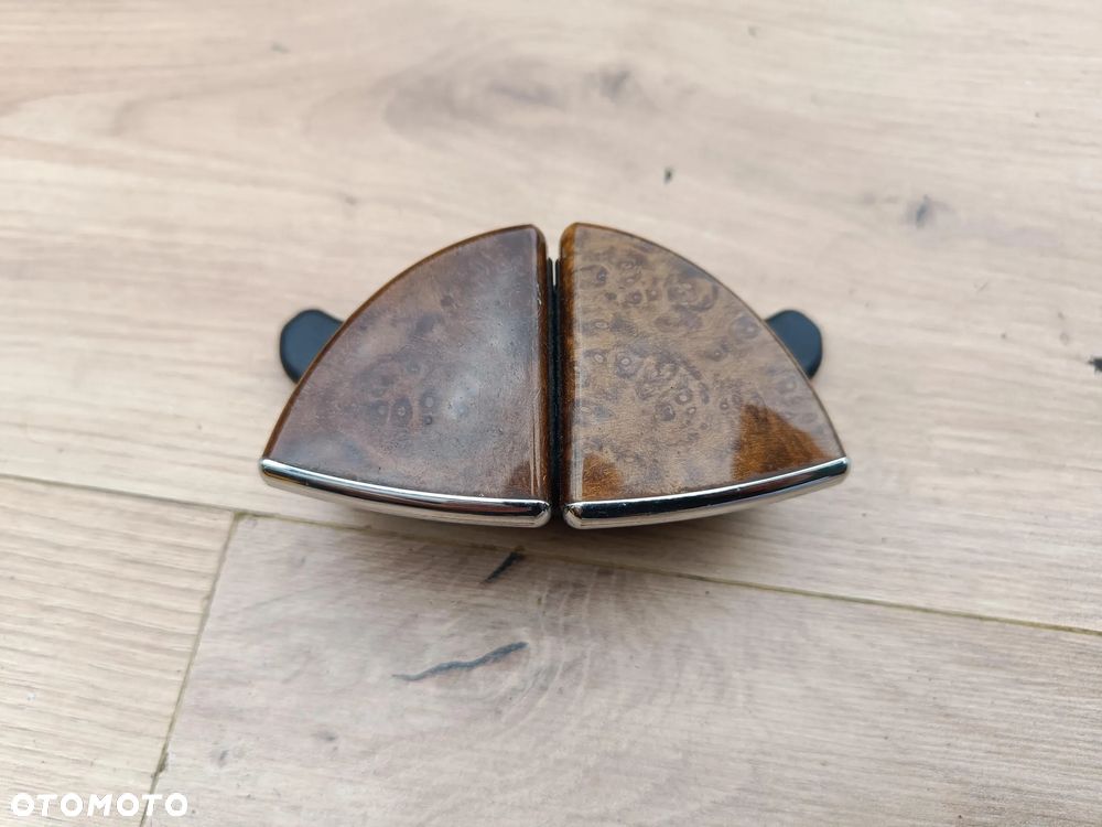 MERCEDES W211 UCHWYT ZAMEK PODŁOKIETNIKA ELEGANCE - 1