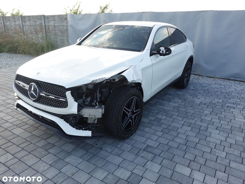 Mercedes-Benz GLC 300 de 4Matic 9G-TRONIC - 13