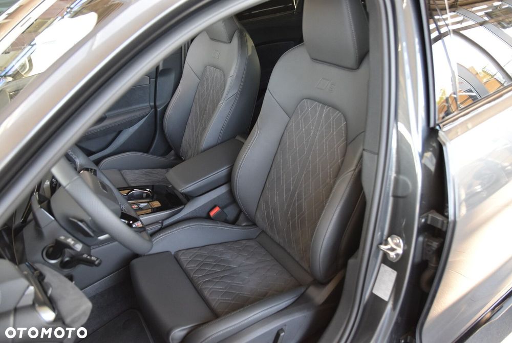 Audi A5 Limousine - 8