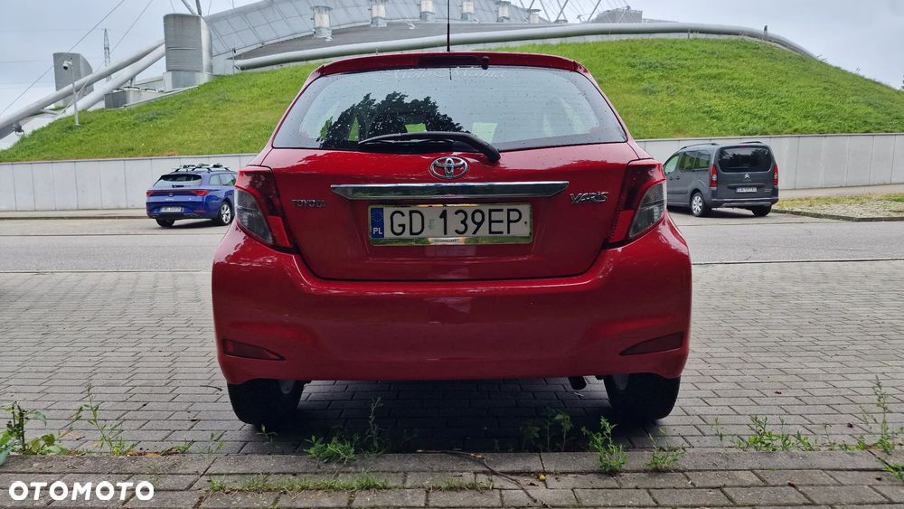 Toyota Yaris 1.33 Sol - 8