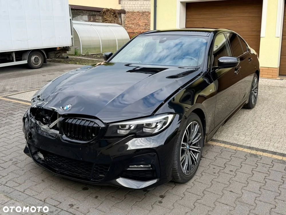 BMW Seria 3 320d xDrive mHEV M Sport - 1
