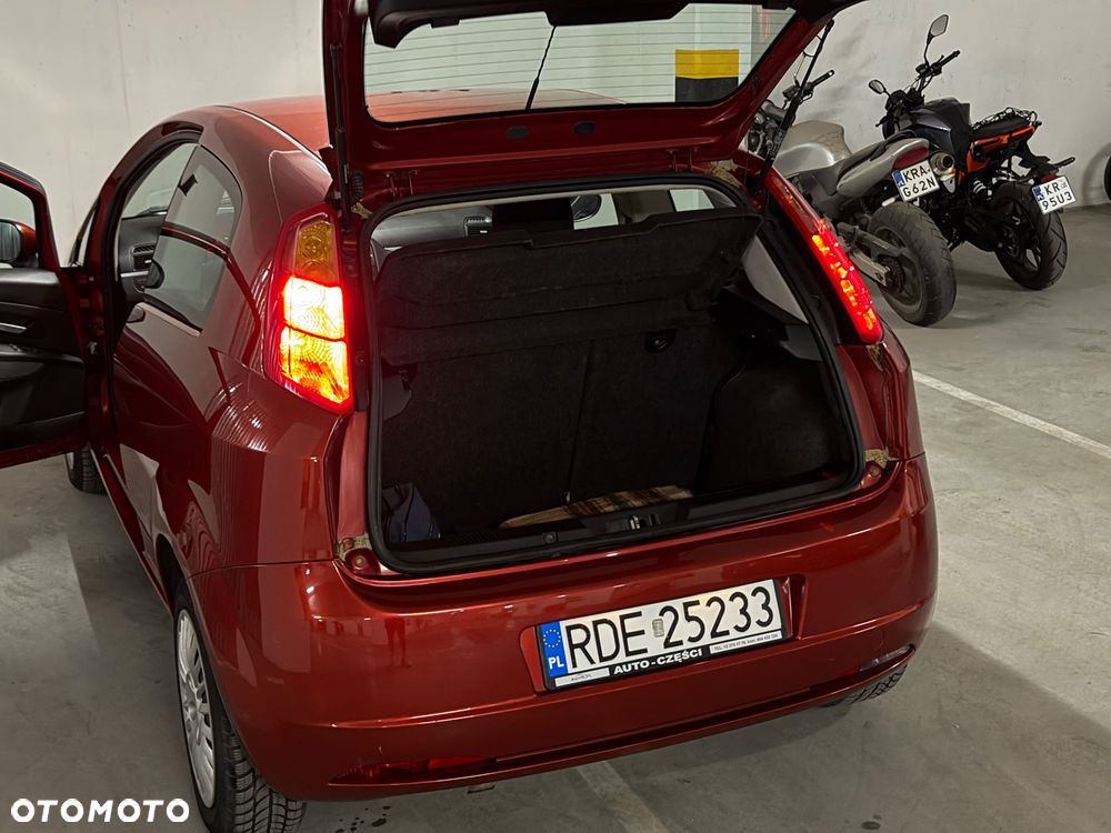 Fiat Grande Punto 1.4 8V Dynamic - 12