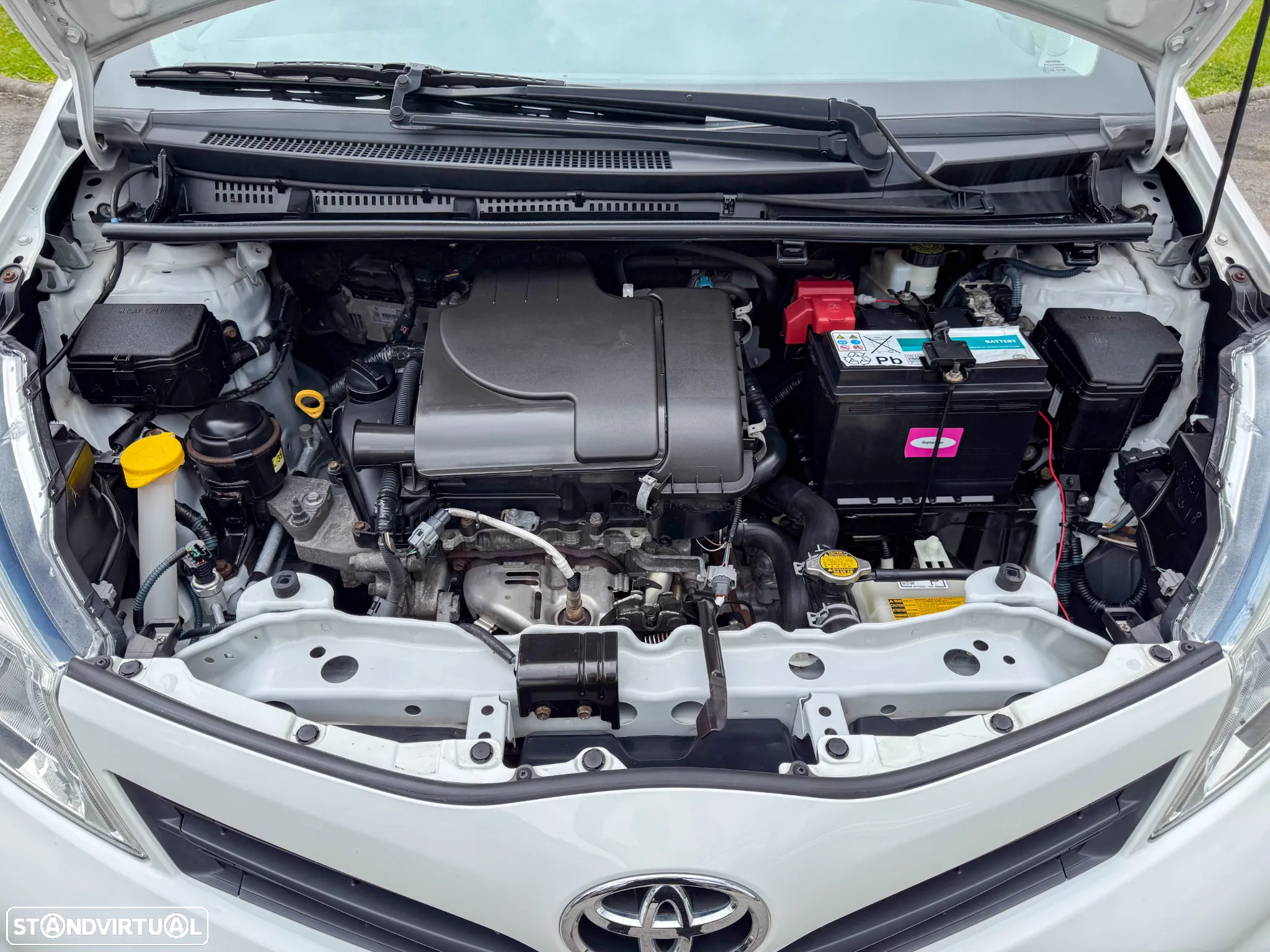 Toyota Yaris 1.0 VVT-i Cool - 9
