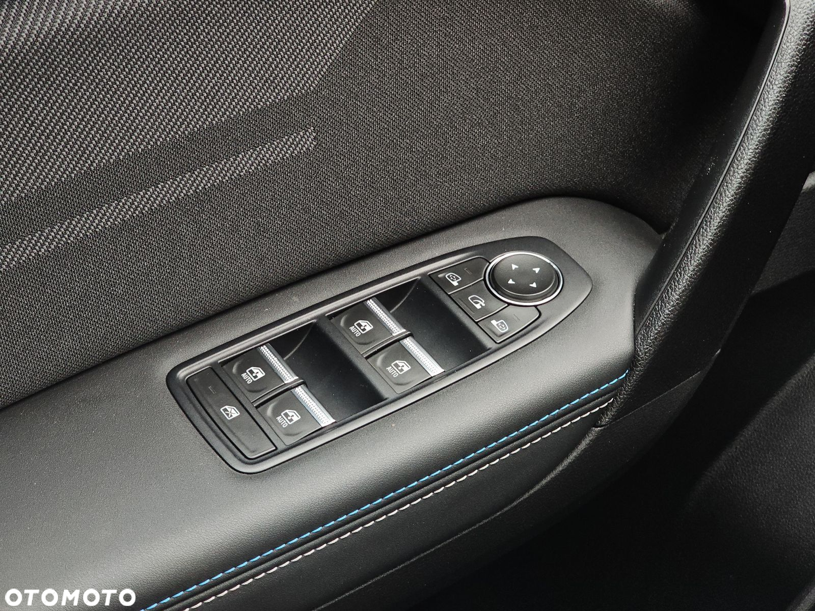 Renault Symbioz - 12