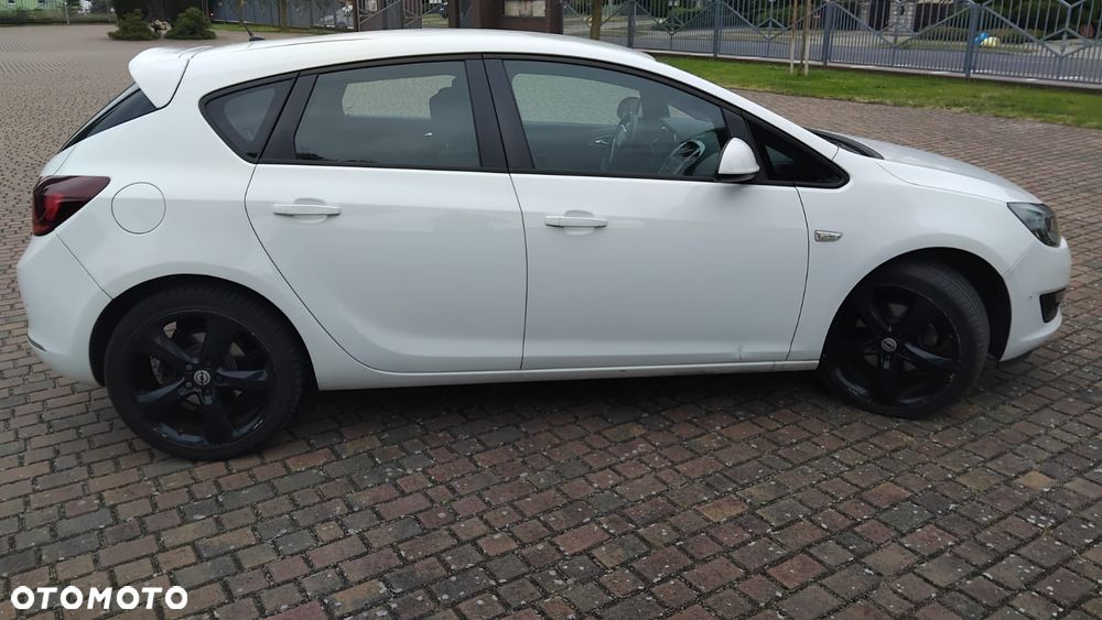 Opel Astra 1.6 CDTI Enjoy - 6