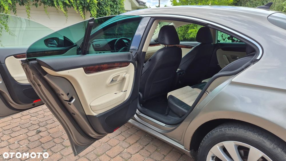 Volkswagen Passat CC - 13