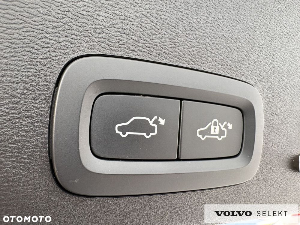 Volvo XC 40 - 20