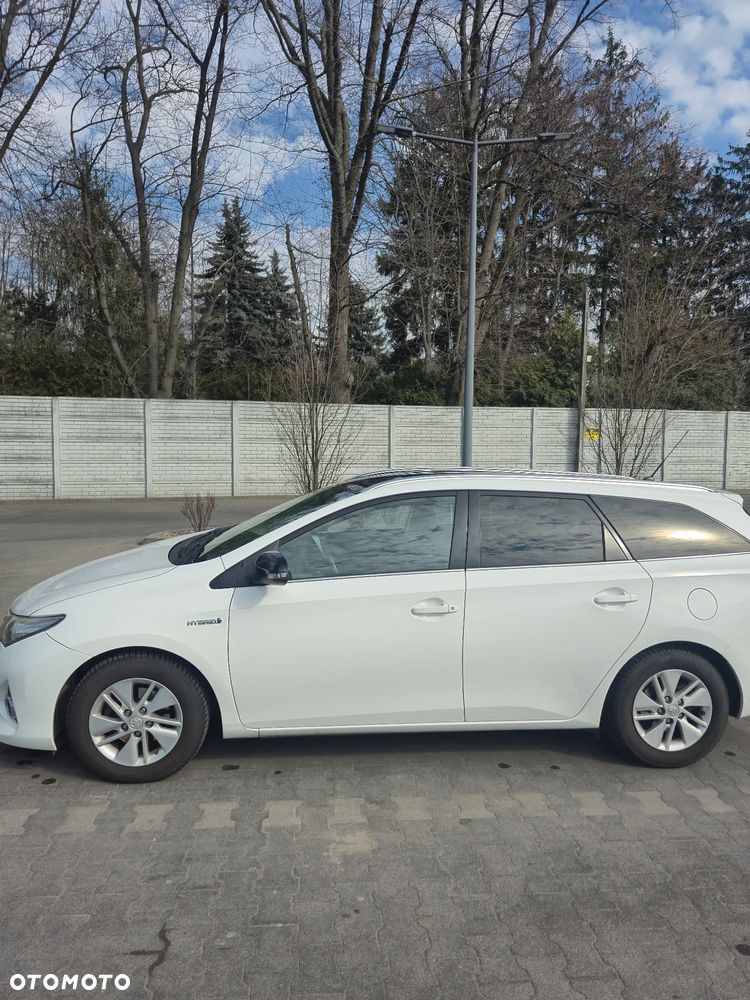 Toyota Auris - 4