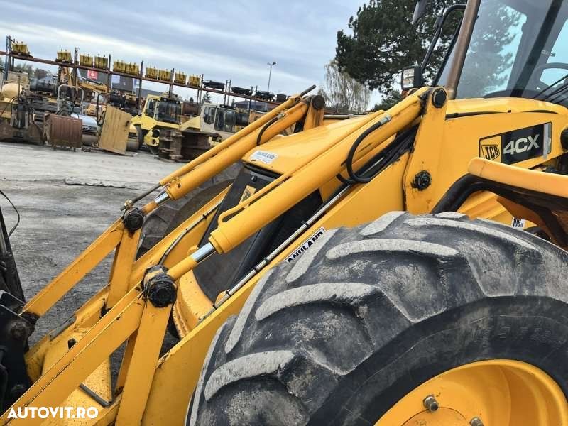 JCB 4CX - 20