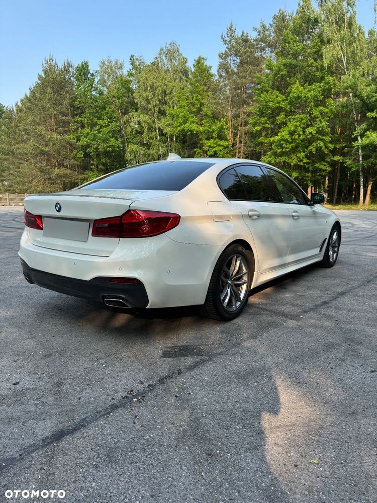 BMW Seria 5 530i GPF Luxury Line sport - 6