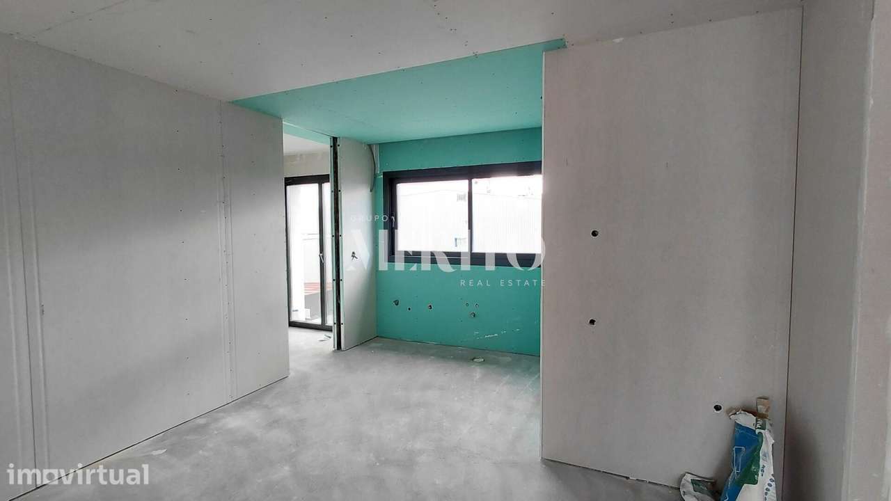 Apartamentos T2 com jardim e dois lugares de estacionamento privados, - Grande imagem: 3/24