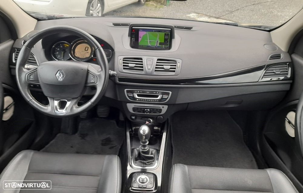 Renault Mégane Sport Tourer 1.5 dCi Bose Edition J18 - 17