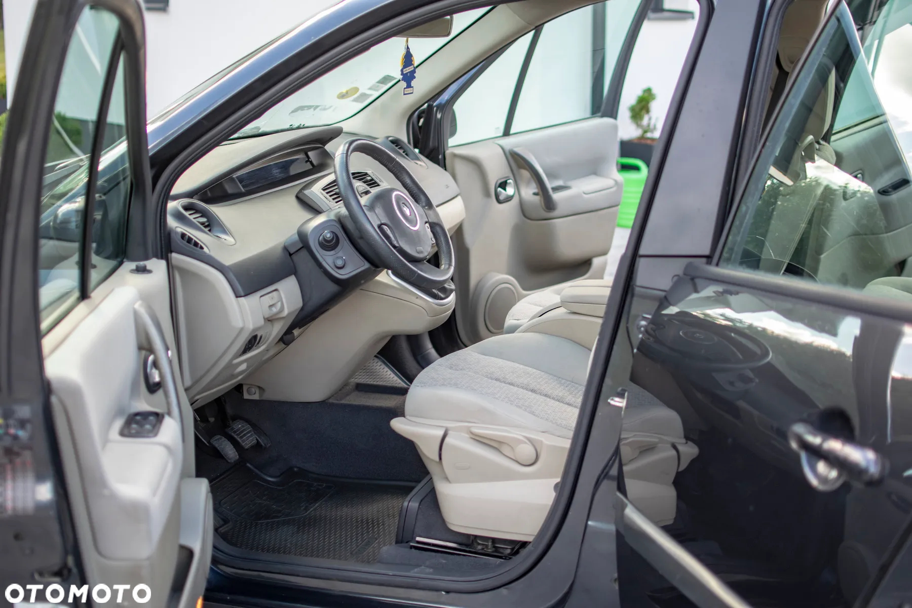 Renault Scenic - 33