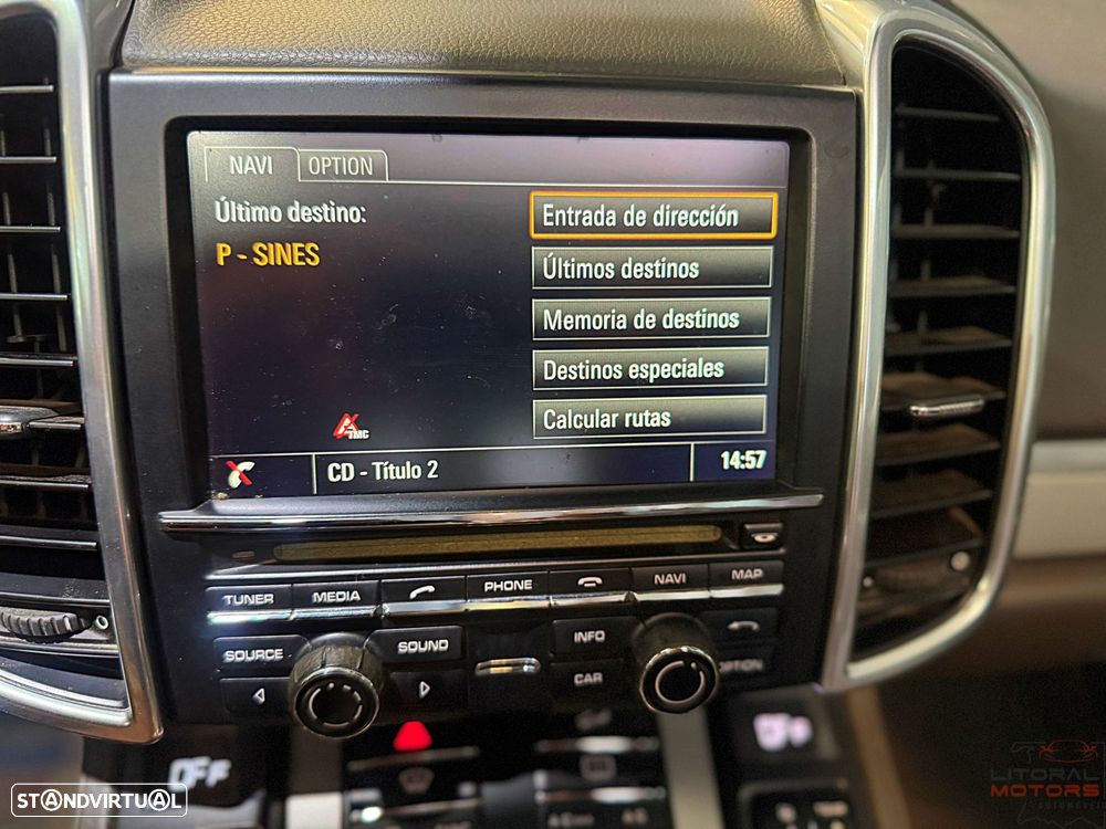 Porsche Cayenne Platinum Edition - 34