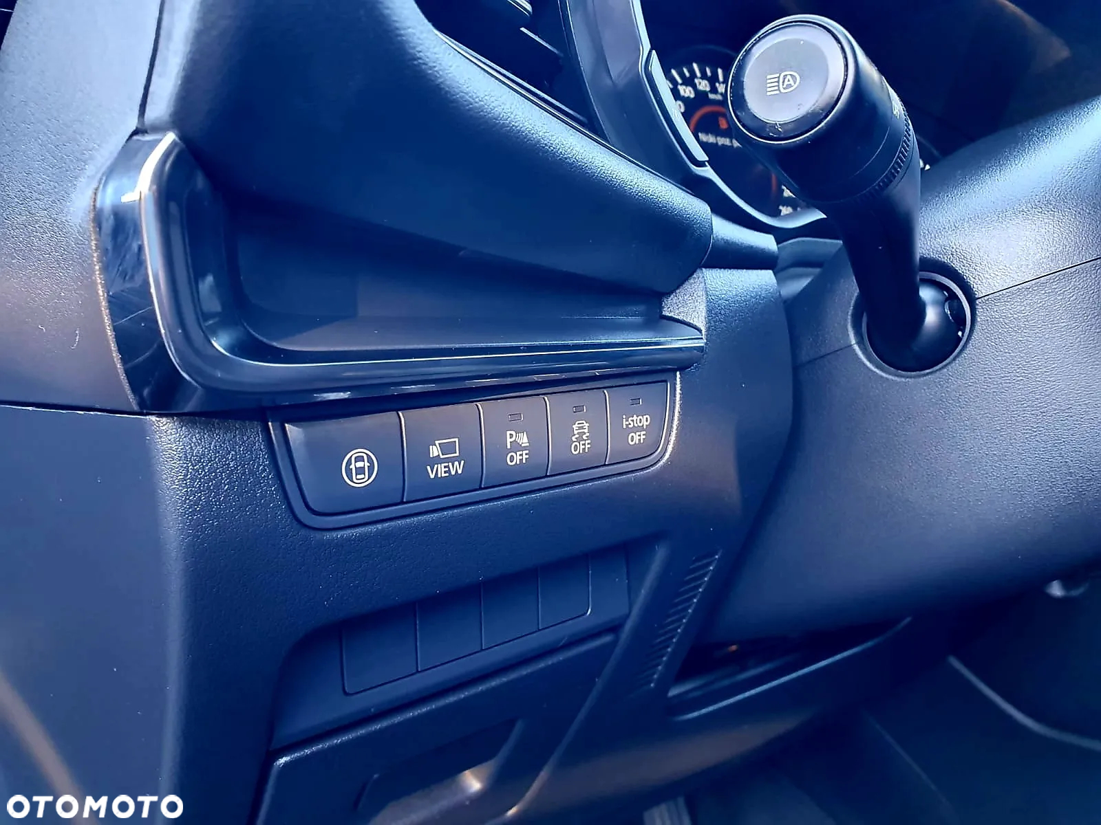 Mazda 3 e-SKYACTIV-G 2.0 M HYBRID - 17