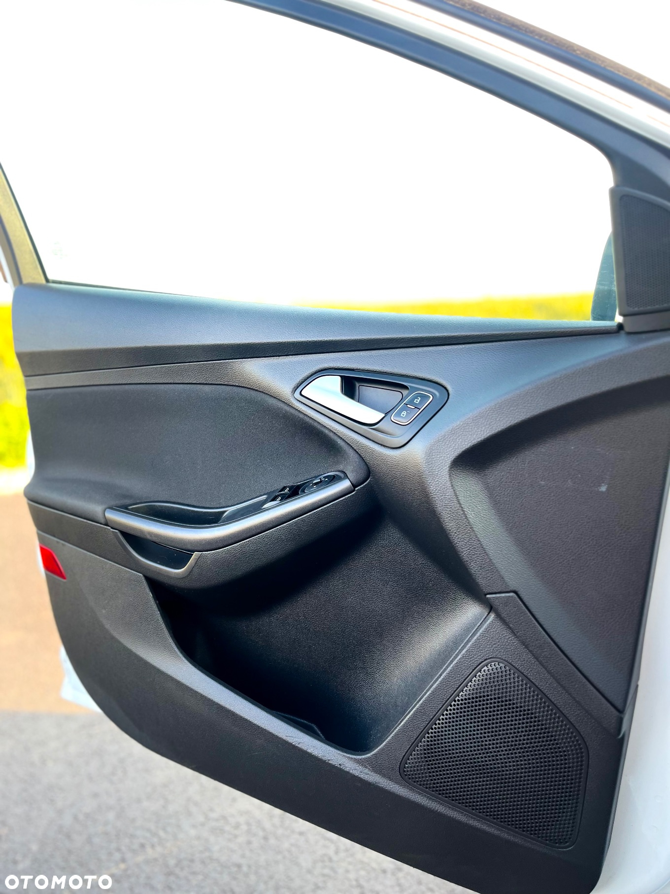 Ford Focus 1.6 TDCi DPF Start-Stopp-System SYNC Edition - 24